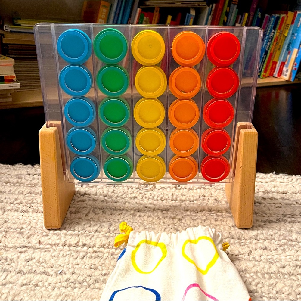 Lovevery Drop & Match Dot Catcher